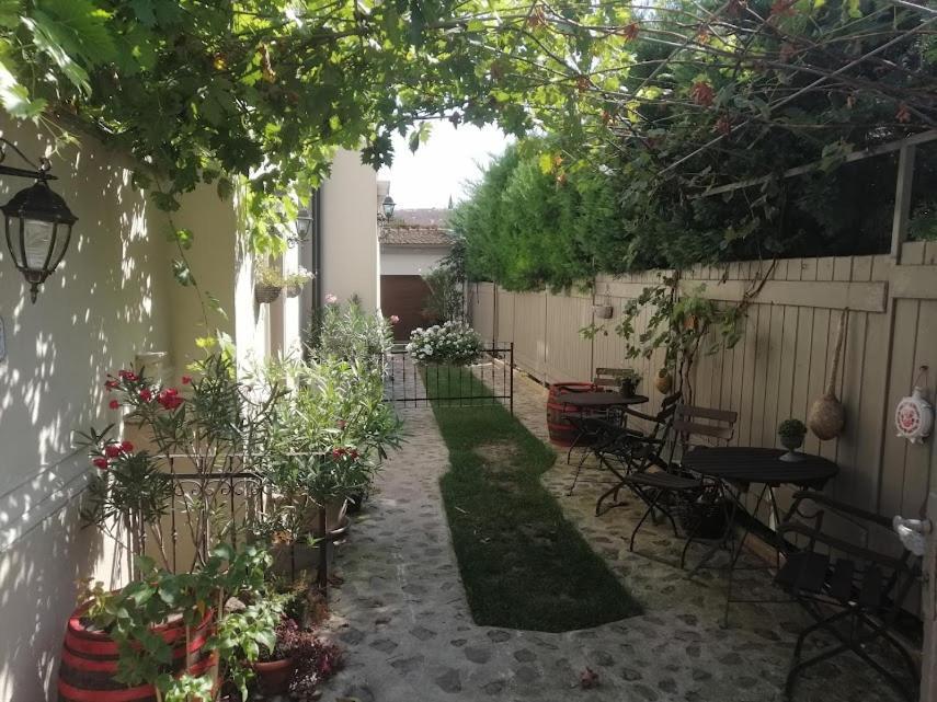 Kuria Apartman Budapest With Free Parking ภายนอก รูปภาพ