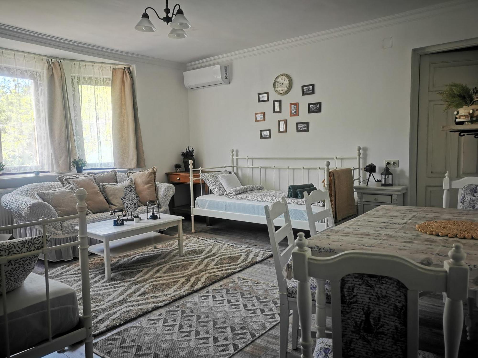 Kuria Apartman Budapest With Free Parking ภายนอก รูปภาพ