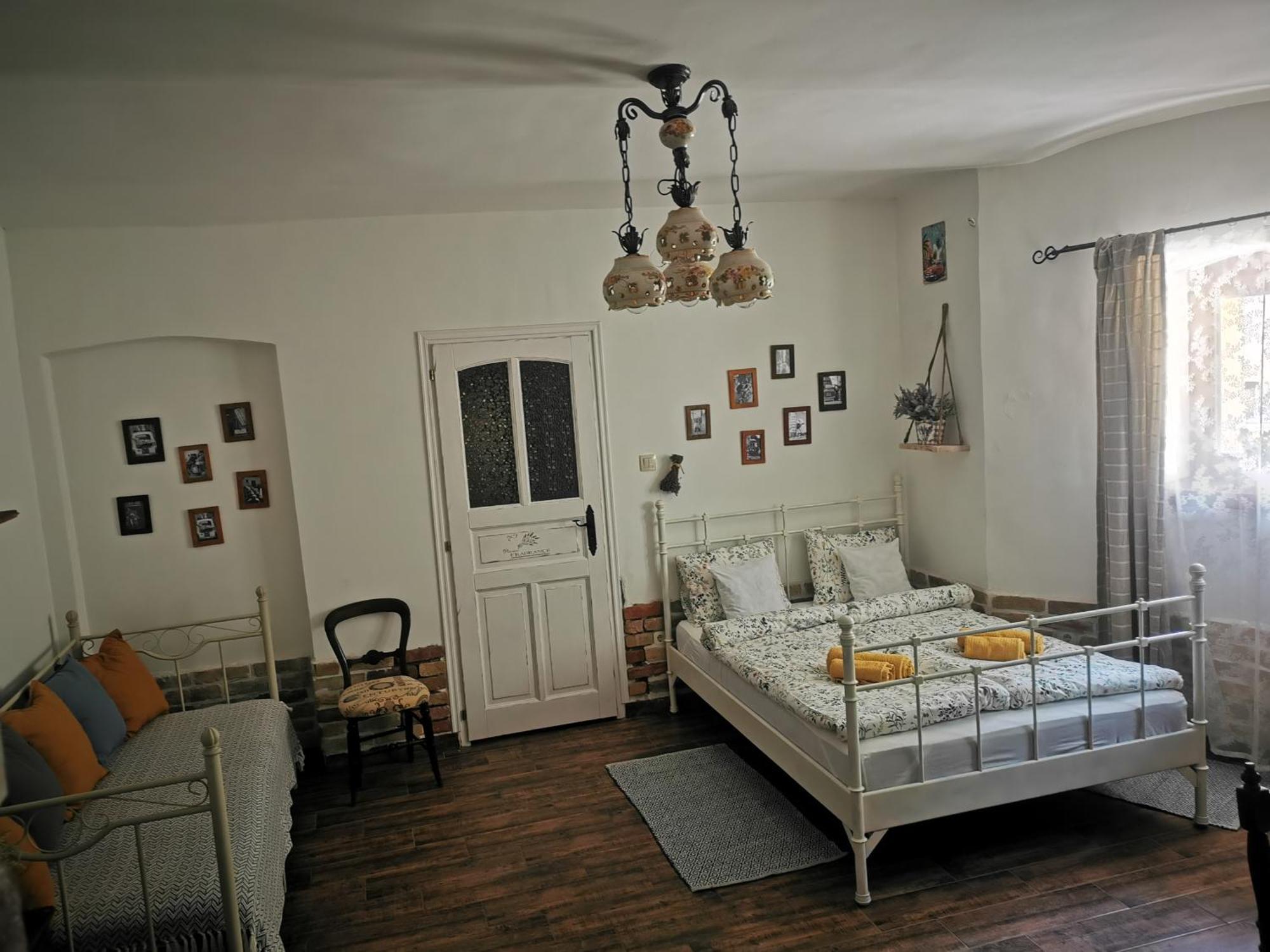 Kuria Apartman Budapest With Free Parking ภายนอก รูปภาพ